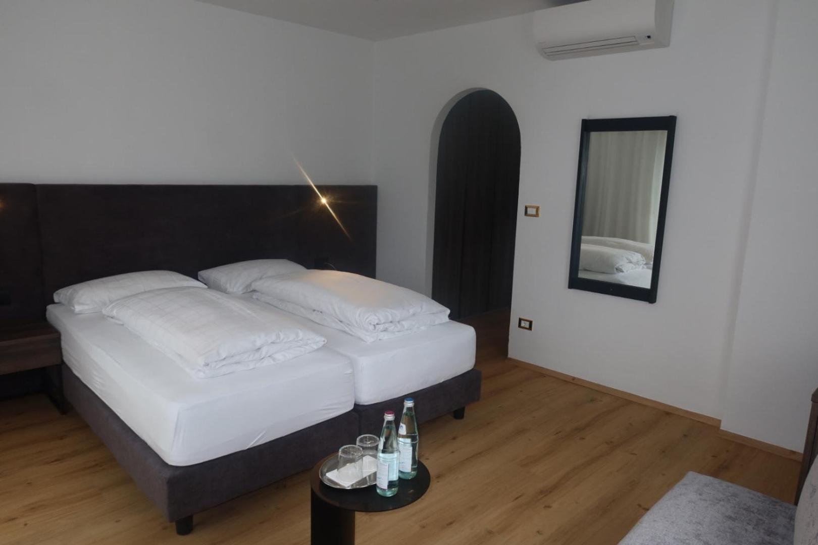 Hotel Rotwand ไลเวส ภายนอก รูปภาพ