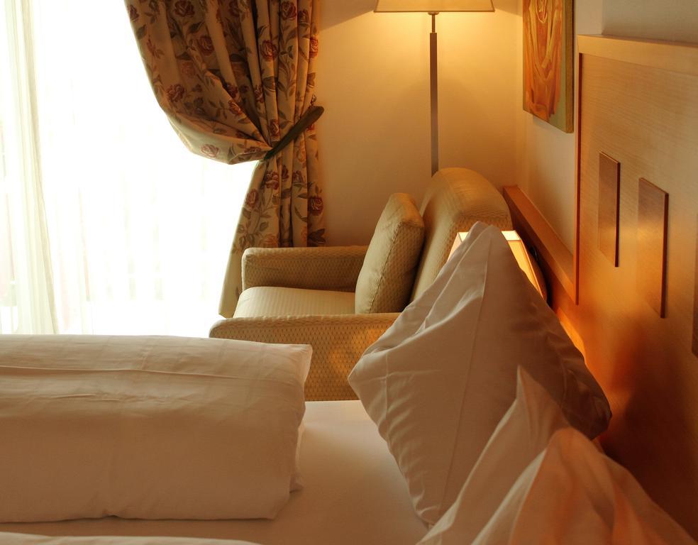 Hotel Rotwand ไลเวส ภายนอก รูปภาพ